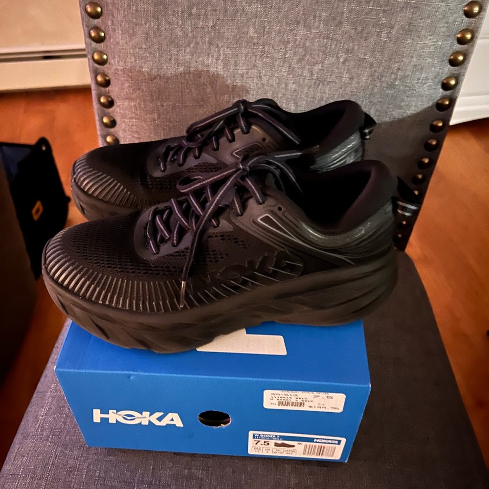 HOKA Bondi 7–womens Sz7.5